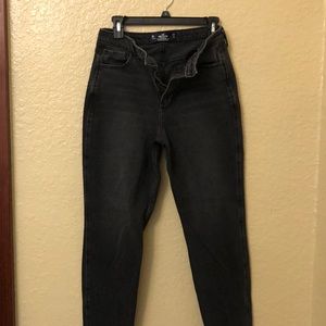 Hollister Ultra High Rise Mom Jean